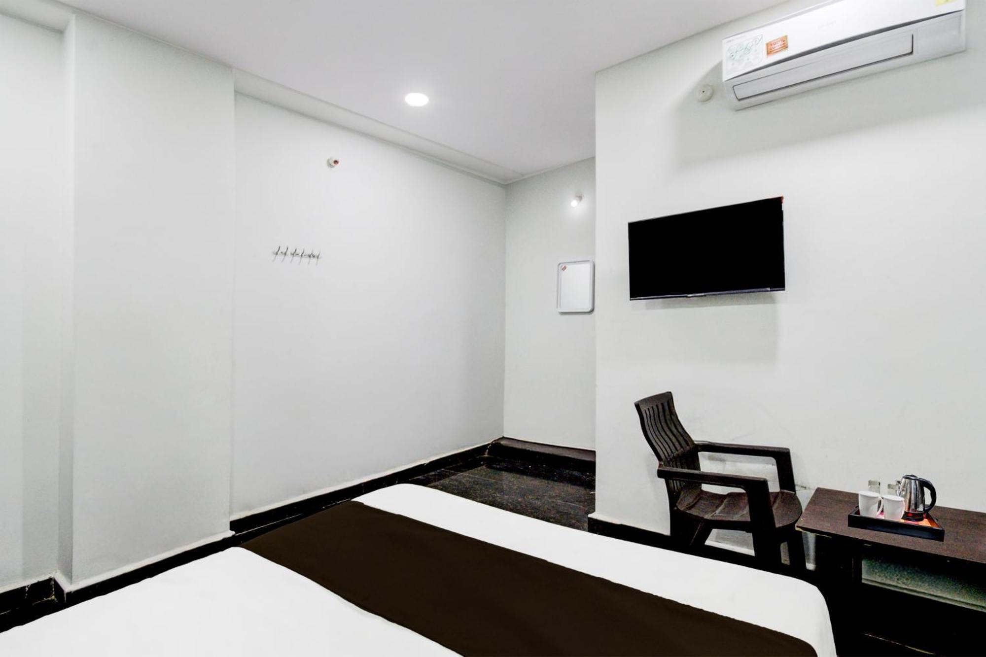 Super Hotel O Malkajgiri Maula Ali Екстер'єр фото