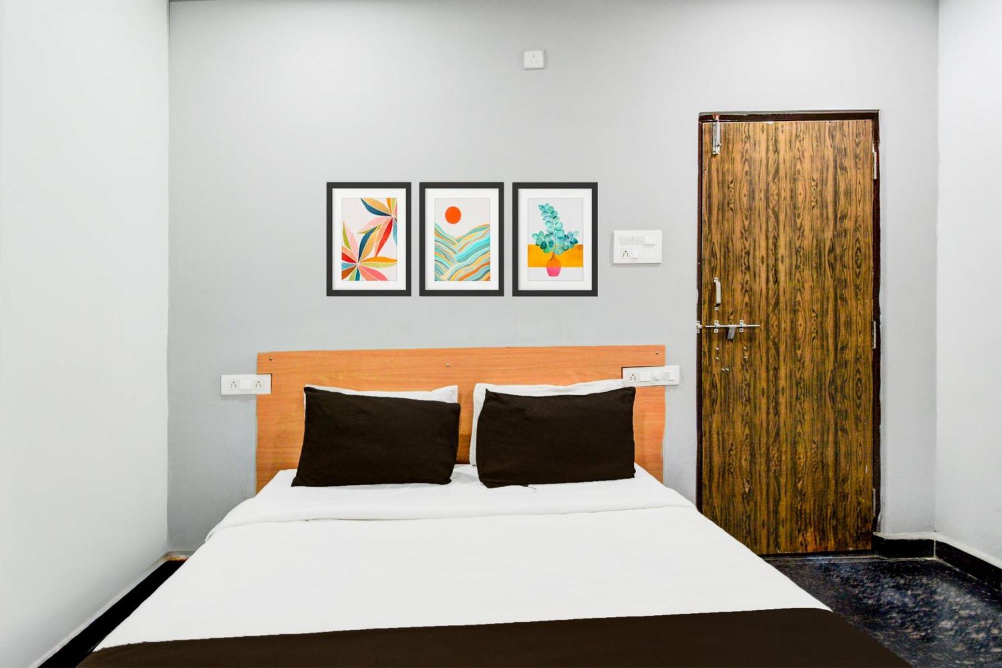 Super Hotel O Malkajgiri Maula Ali Екстер'єр фото